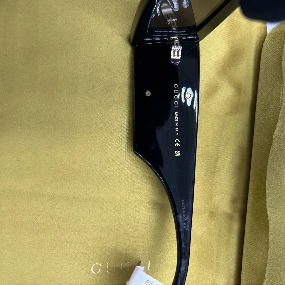 Gucci generation 53 mm rectangular sunglasses made in Italy NWT
